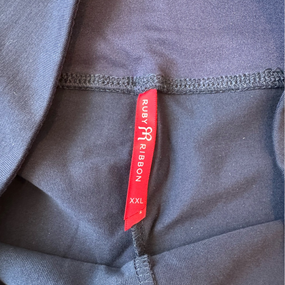 Ruby Ribbon Fast Track Leggings - Picture 4 of 6